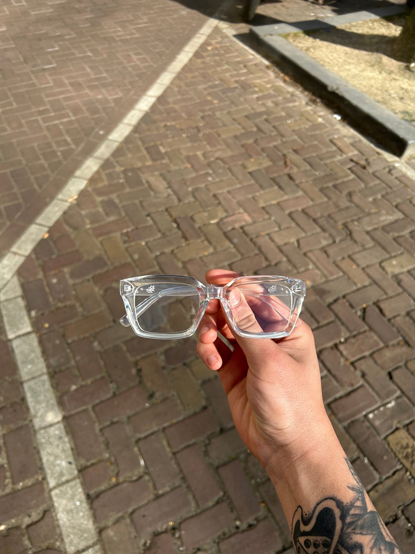Shades Transparant